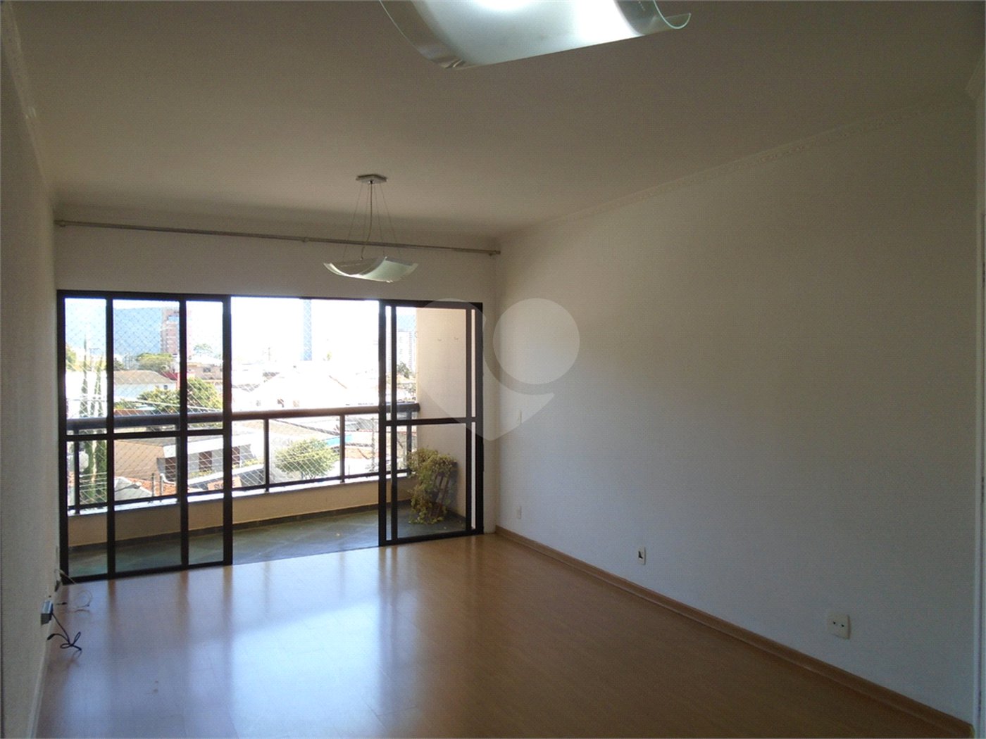 Apartamento à venda com 3 quartos, sendo 1 suíte, em Vila Oliveira, Mogi das Cruzes, SP