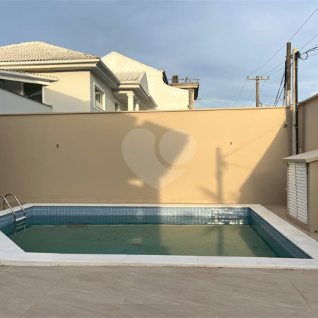 Casa à venda com 4 quartos, sendo 2 suítes, no condomínio Pedra Mar, Rio de Janeiro - RJ