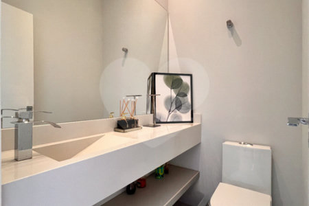 Casa à venda com 3 suítes no condomínio Residencial Mont'alcino, Valinhos - SP
