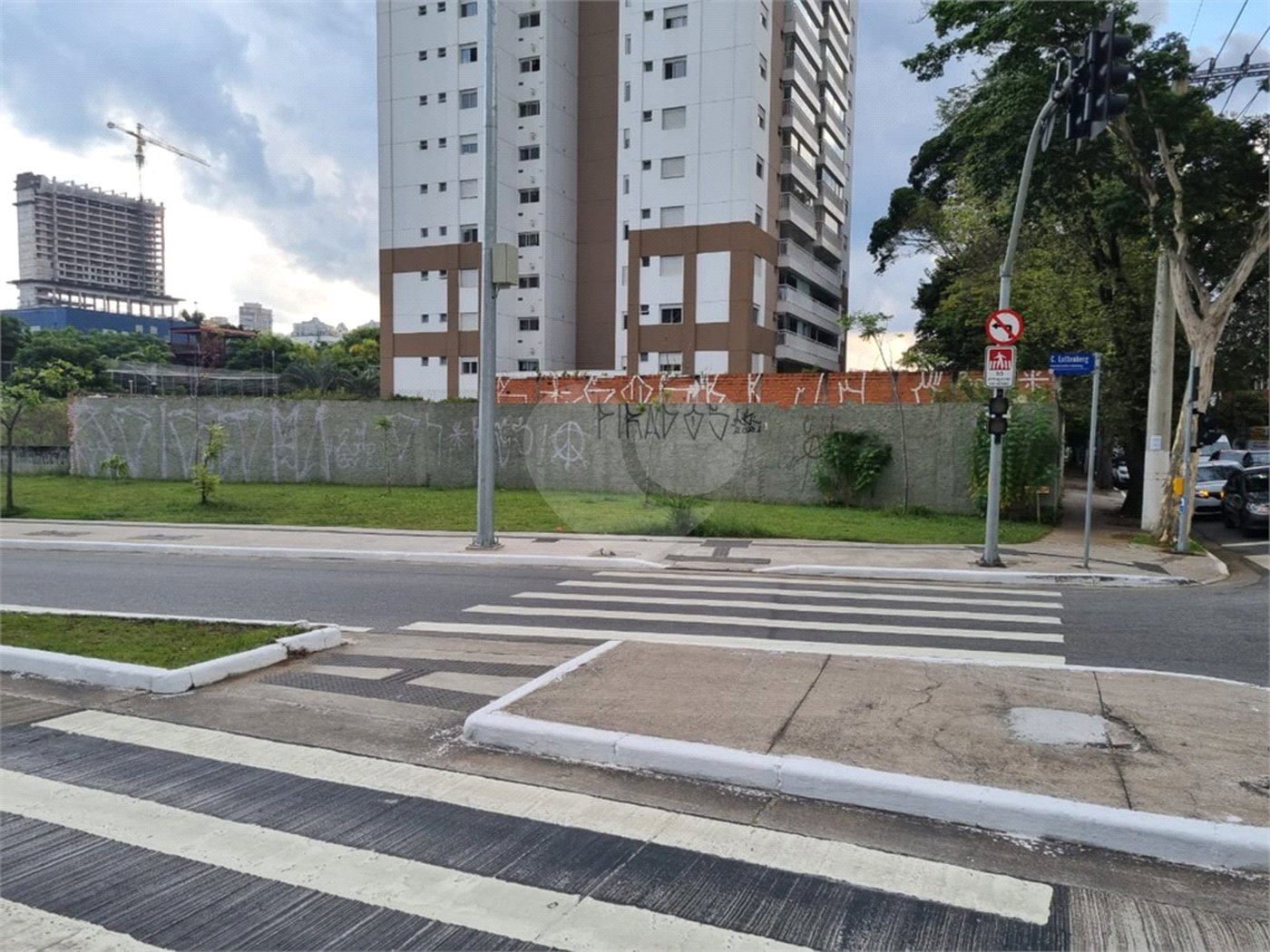 Terreno à venda em Chácara Santo Antônio (zona Sul), São Paulo, SP