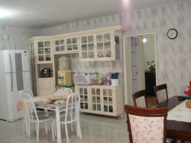Sobrado à venda com 5 quartos, sendo 1 suíte,  em Interlagos, São Paulo, SP