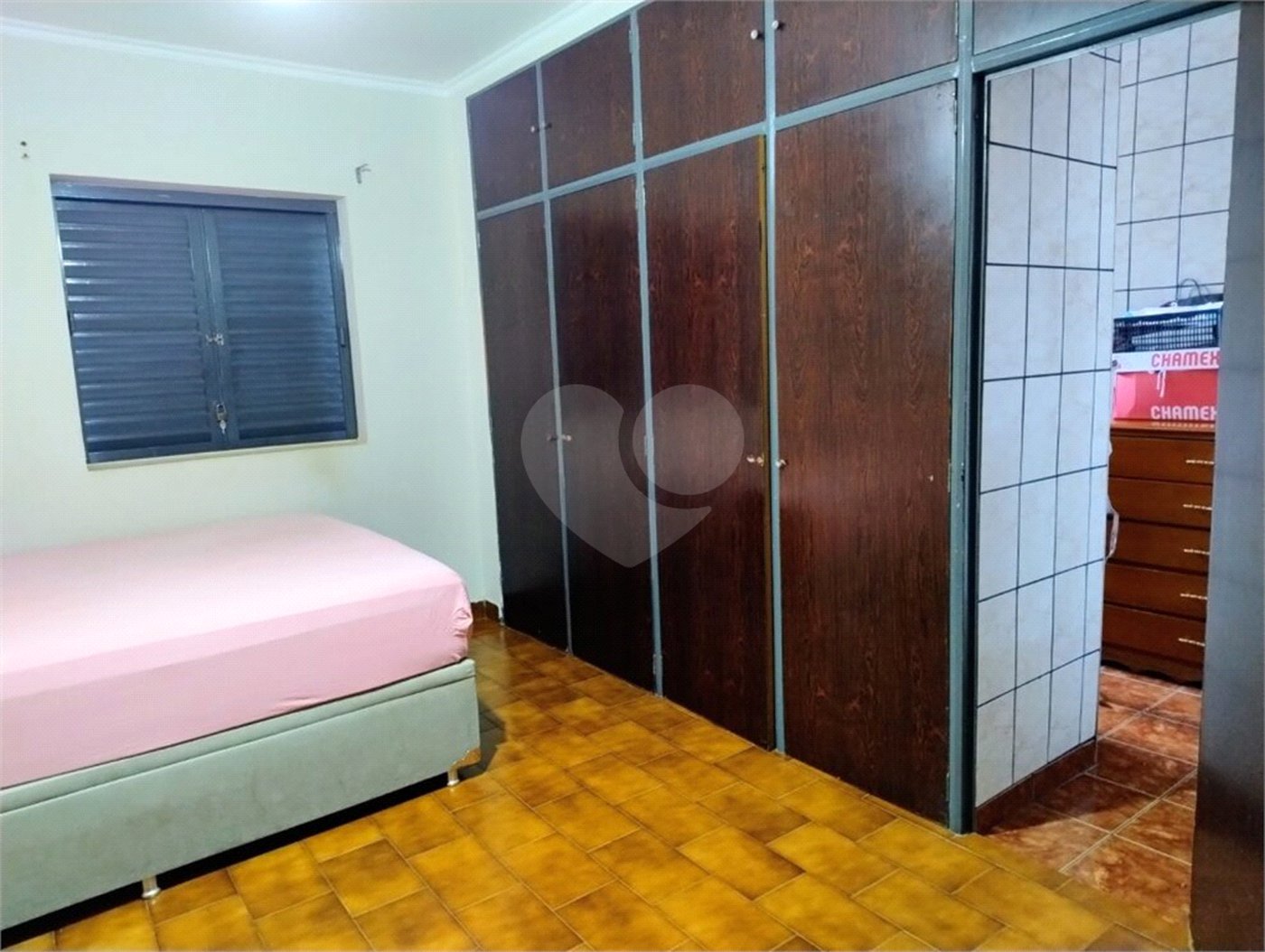 Casa à venda com 3 quartos, sendo 1 suíte, em Vila Mariana, Ribeirão Preto, SP