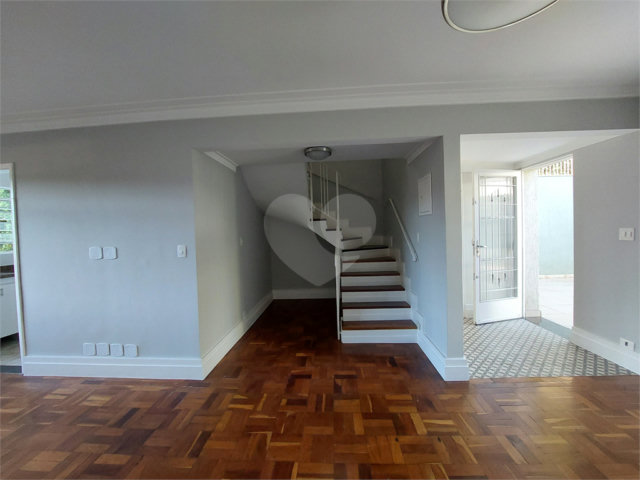 Casa à venda com 3 quartos em Brooklin, São Paulo, SP