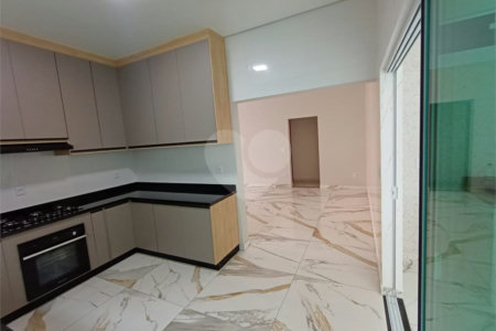 Casa à venda com 3 quartos, sendo 1 suíte,  em Vila Nova Aparecida, Mogi das Cruzes, SP