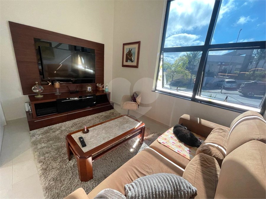 Casa à venda com 3 suítes no condomínio Mônaco, São José dos Campos - SP