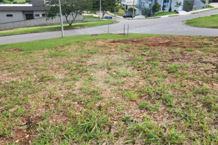 Terreno à venda no condomínio Santa Isabel I, Louveira - SP