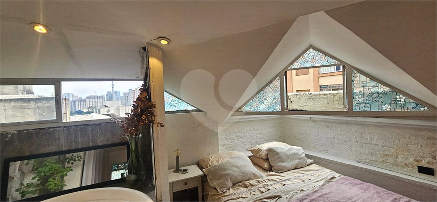 Apartamento à venda com 2 suítes em Santa Cecília, São Paulo, SP