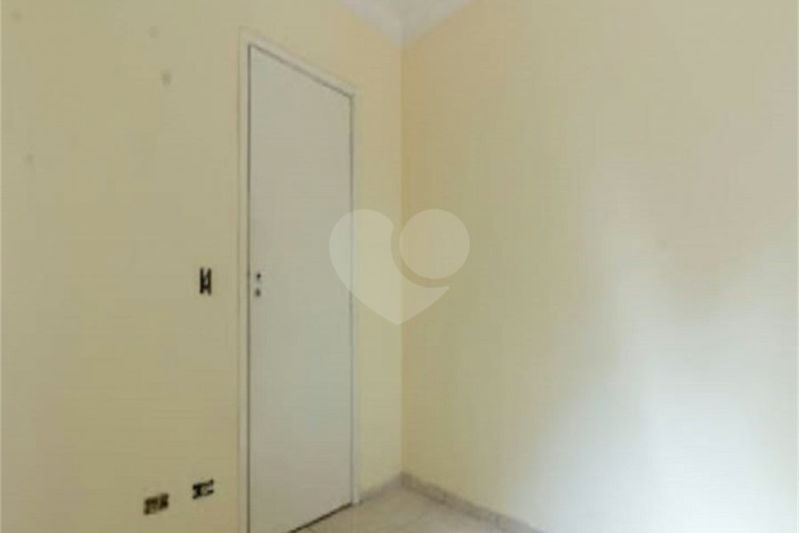Casa para alugar com 2 quartos, sendo 1 suíte,  no condomínio Nova Carioba, São Paulo - SP