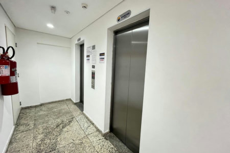 Oportunidade em Pitangueiras! Apartamento de 2 Dormitórios a Poucos Passos da Praia