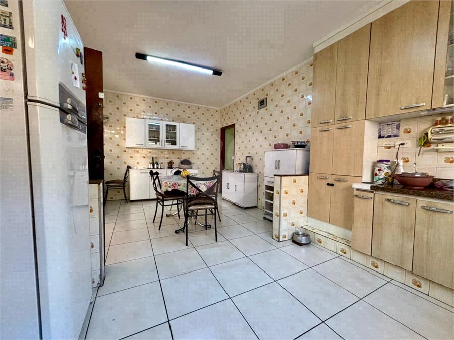 Casa à venda com 3 quartos, sendo 2 suítes, em Vila Rosália, Guarulhos, SP