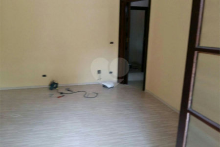 Casa à venda com 3 quartos, sendo 1 suíte, em Jardim Piqueroby, São Paulo, SP