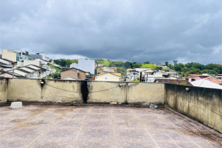 Sobrado à venda com 2 quartos em Campo Grande, Rio de Janeiro, RJ
