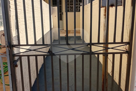 Casa à venda com 10 quartos no Centro, Ponta Porã, MS