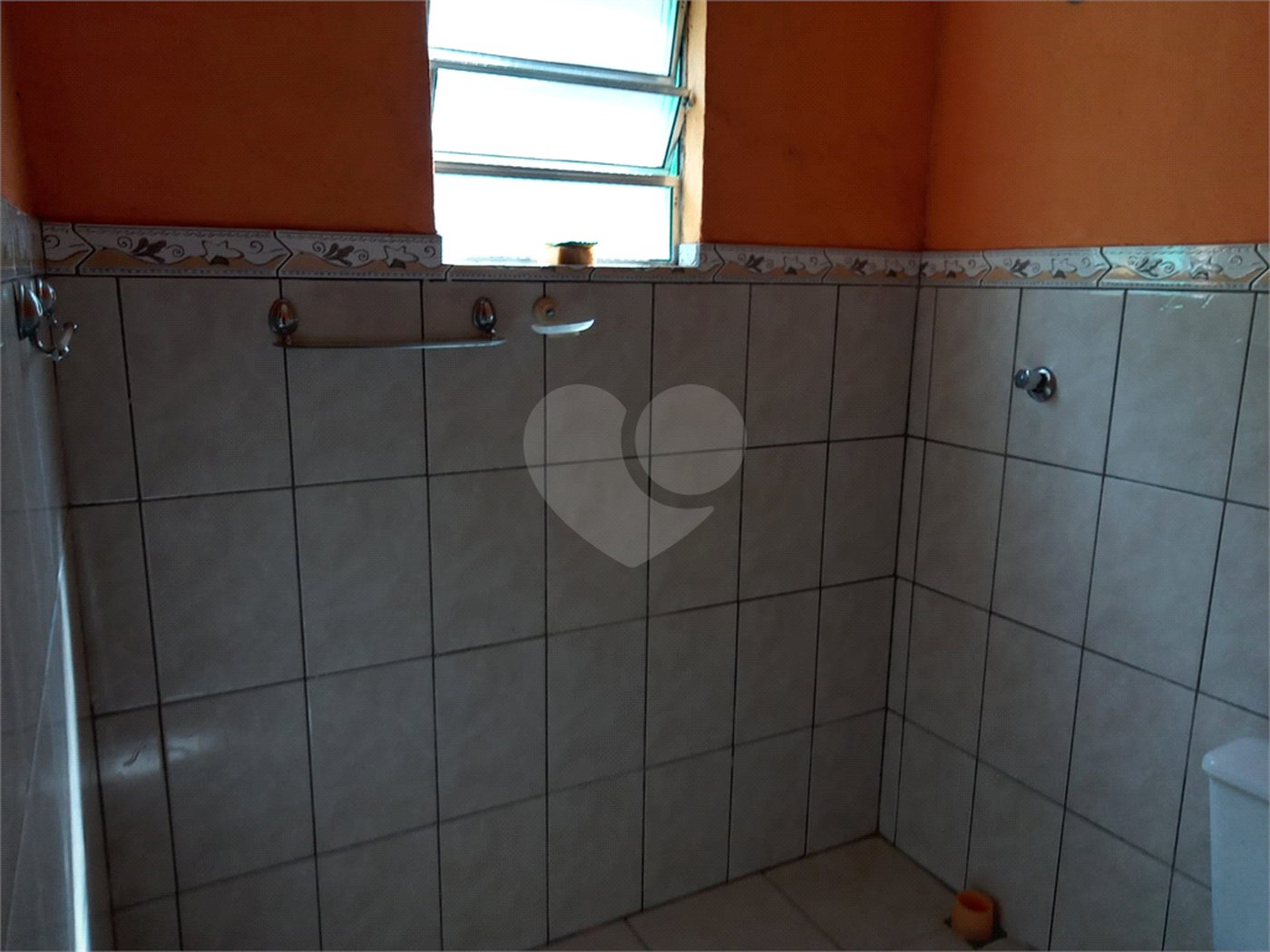 Sobrado à venda com 2 suítes no Centro, Bom Jesus dos Perdões, SP