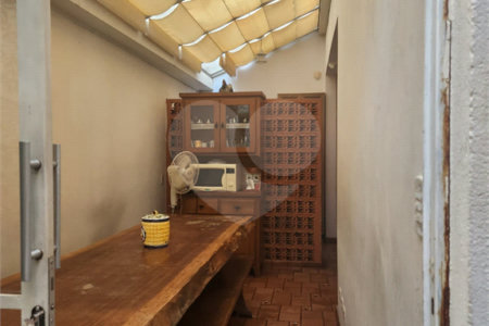Sobrado à venda com 4 quartos, sendo 1 suíte, em Água Branca, São Paulo, SP