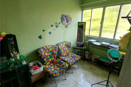 Casa à venda com 3 quartos em Campo Grande, Rio de Janeiro, RJ