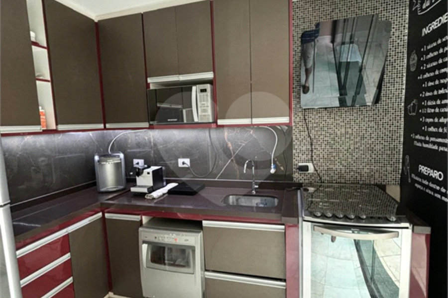 Sobrado à venda com 3 quartos, sendo 1 suíte, em Vila Albertina, São Paulo, SP
