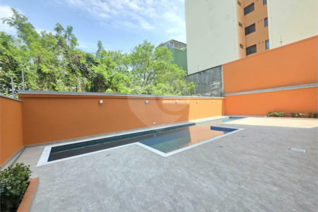 Apartamento / Cobertura Duplex a Venda no Edifício Roma em Vinhedo/SP