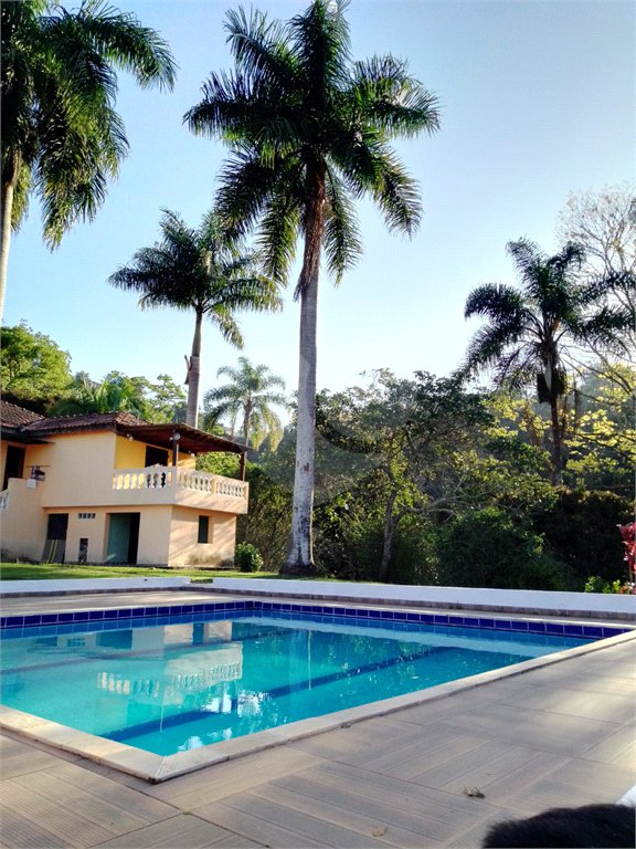 Chácara à venda com 1 suíte em Chácaras Vista Alegre, Arujá, SP