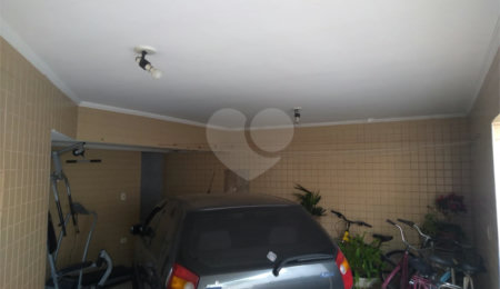 Sobrado à venda com 3 quartos, sendo 1 suíte,  em Tremembé, São Paulo, SP