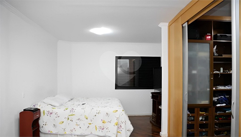 Apartamento à venda com 4 quartos, sendo 3 suítes,  em Real Parque, São Paulo, SP