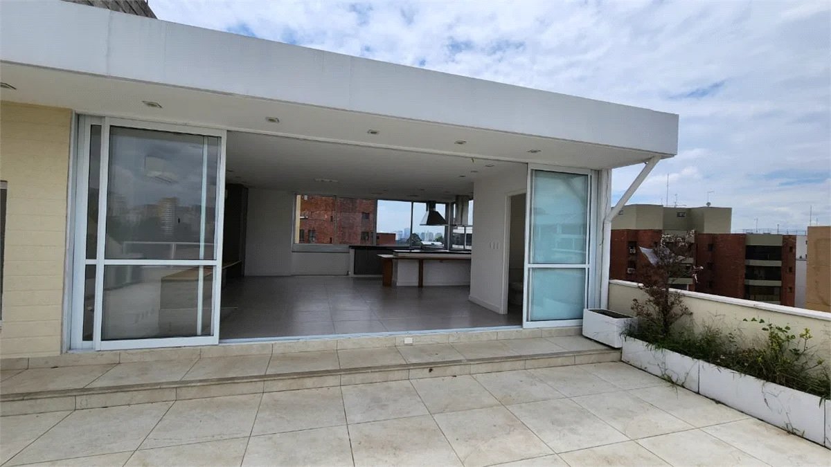 Apartamento à venda com 3 quartos, sendo 2 suítes, em Paraíso do Morumbi, São Paulo, SP