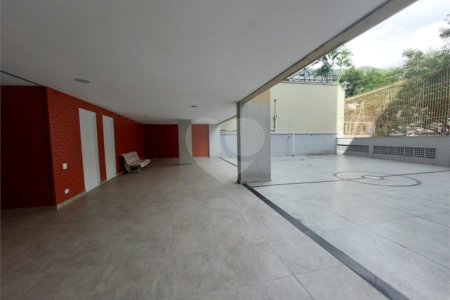 Apartamento à venda com 4 quartos, sendo 1 suíte, em Tijuca, Rio de Janeiro, RJ