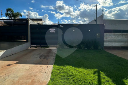 Casa à venda com 3 quartos, sendo 1 suíte,  em Jardim Estoril, Ponta Porã, MS