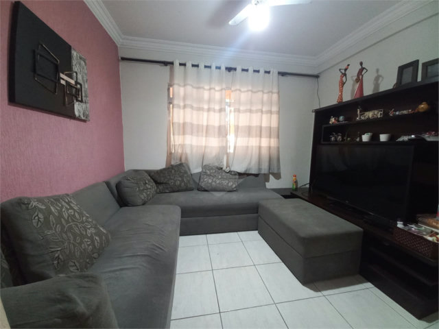 Casa à venda com 3 quartos, sendo 1 suíte,  em Vila Lucia, São Paulo, SP