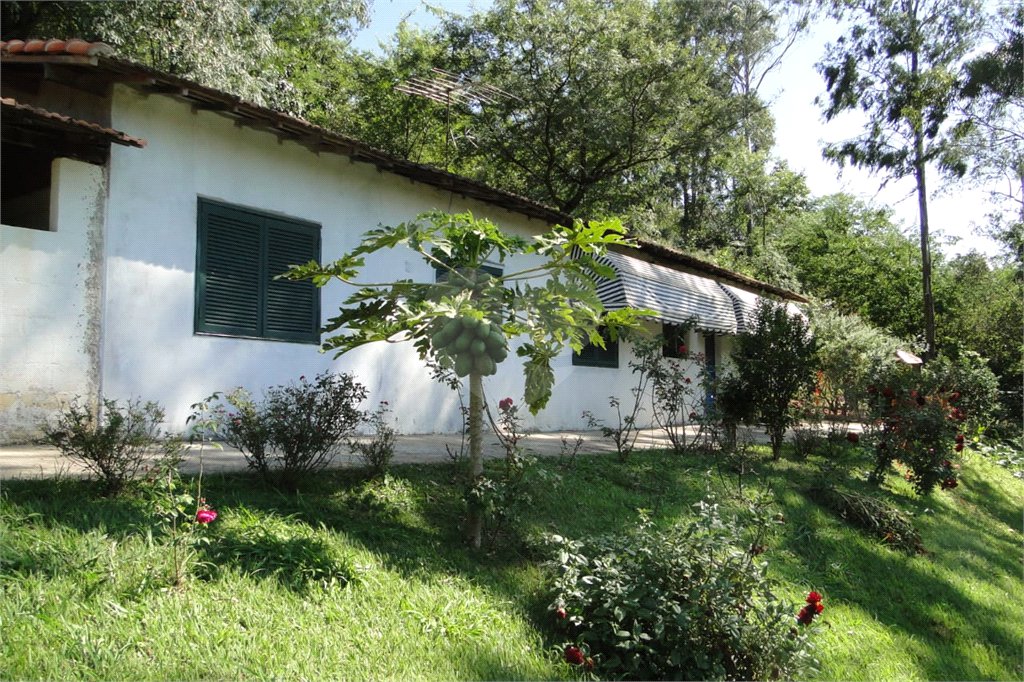 Chácara à venda com 2 quartos, sendo 1 suíte, em Santa Cândida, Vinhedo, SP