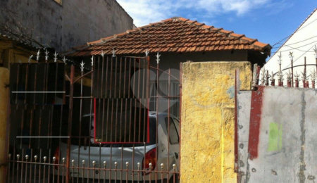 Casa Térrea à venda com 7 quartos em Vila Maria Alta, São Paulo, SP