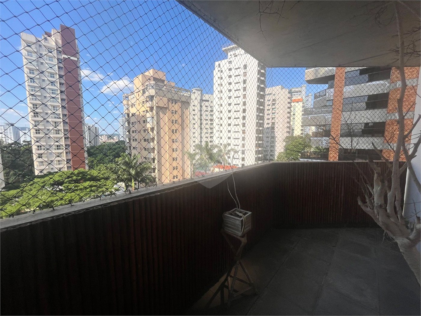Apartamento à venda com 4 quartos, sendo 3 suítes, em Santana, São Paulo, SP