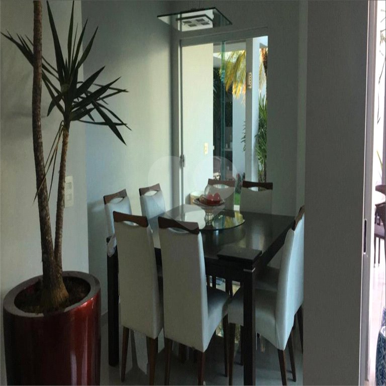 Casa à venda com 3 suítes no condomínio Jardim Vila Paradiso, Indaiatuba - SP