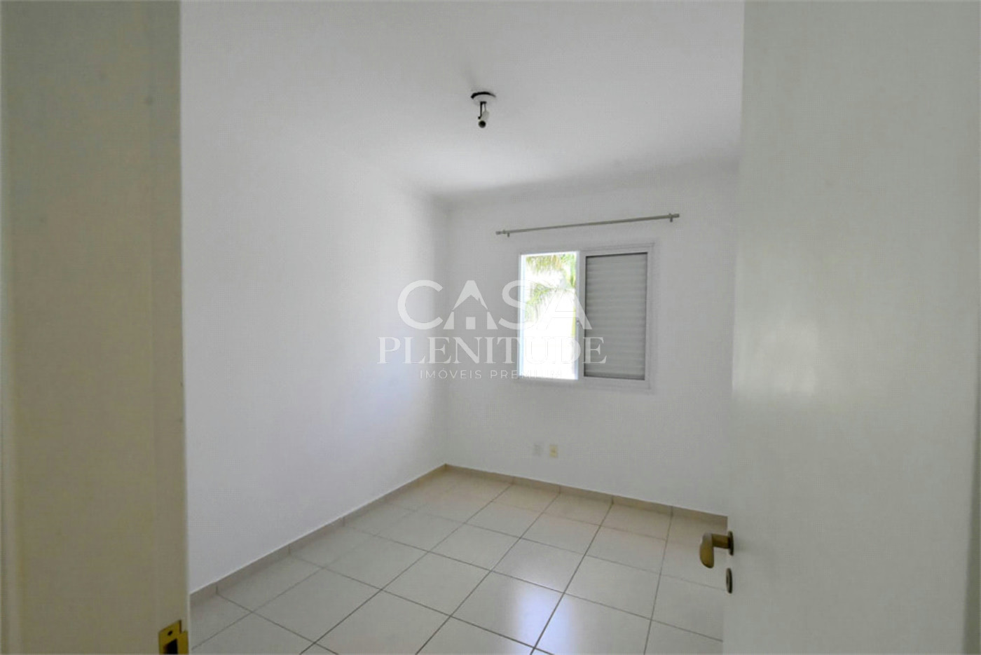 Sobrado à venda com 3 quartos, sendo 1 suíte, em Jardim Pagliato, Sorocaba, SP