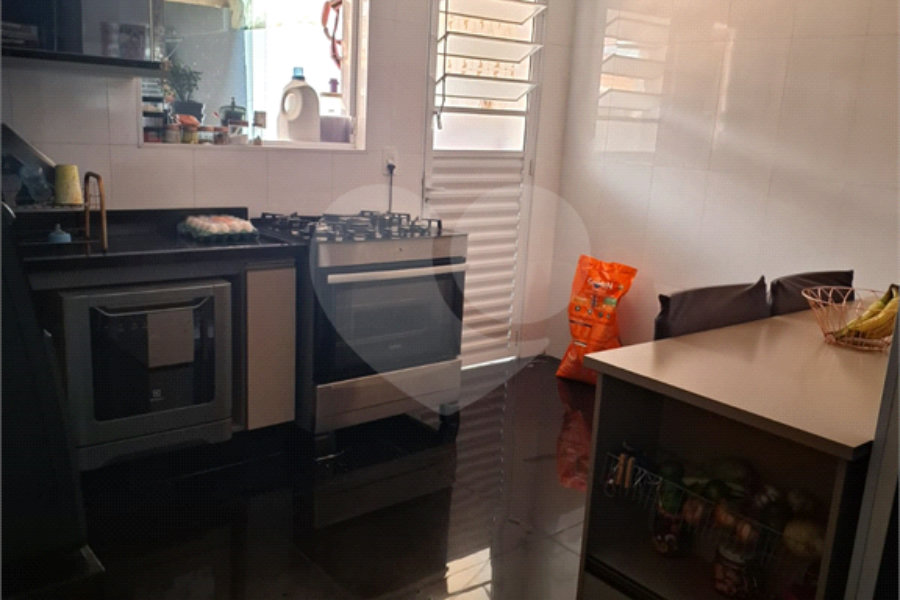 Sobrado à venda com 3 quartos em Jardim Santa Clara, Guarulhos, SP