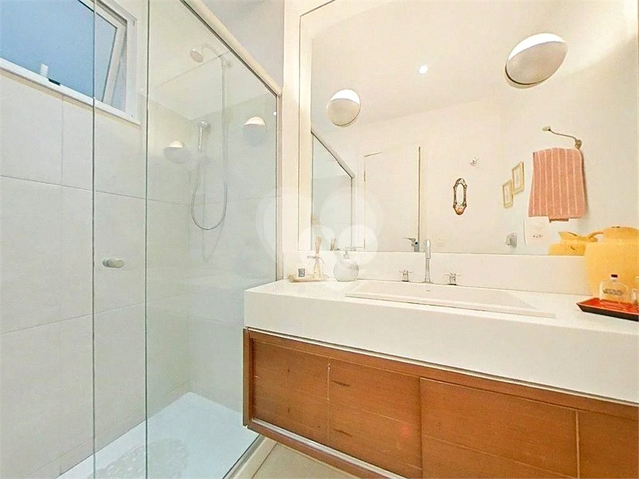 Apartamento à venda com 3 quartos, sendo 1 suíte, em Lagoa, Rio de Janeiro, RJ