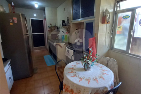 Casa à venda com 4 quartos em Campo Grande, Rio de Janeiro, RJ