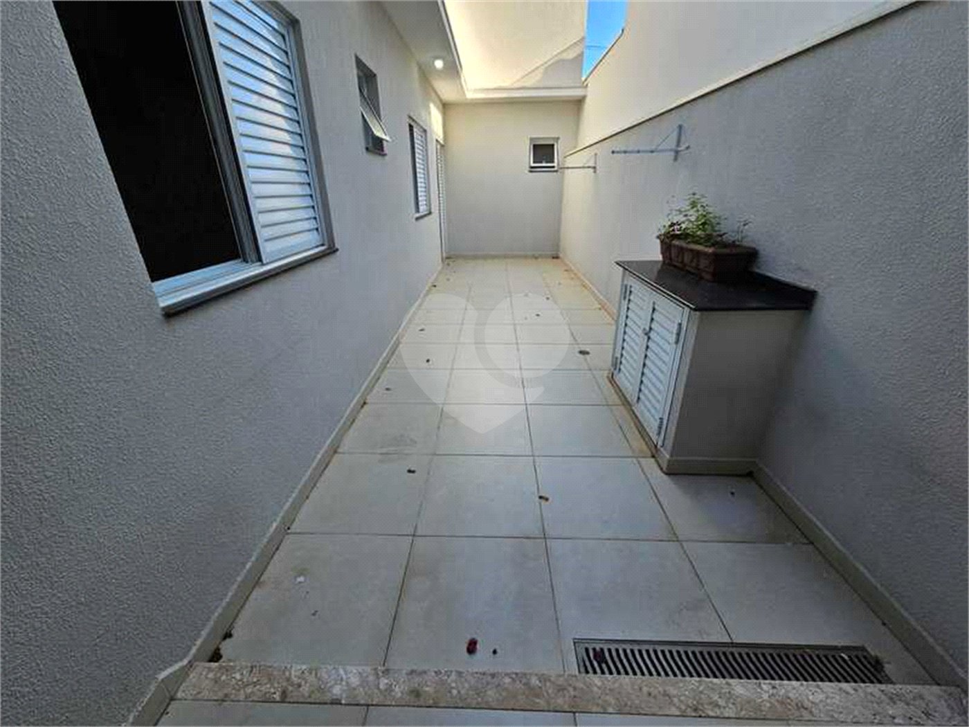 Casa à venda com 3 quartos, sendo 1 suíte, no condomínio Vista Verde, Indaiatuba - SP