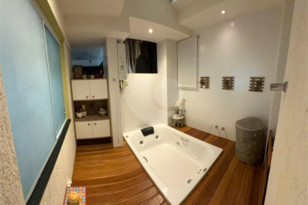 Apartamento à venda com 4 quartos, sendo 2 suítes, em Tijuca, Rio de Janeiro, RJ