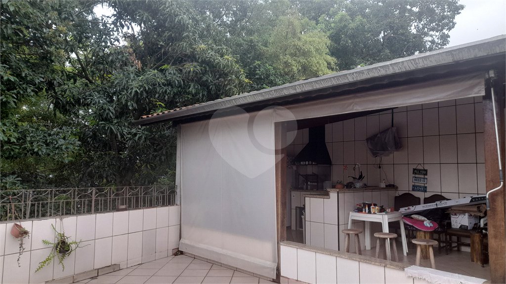 Sobrado à venda com 3 quartos, sendo 1 suíte, em Tremembé, São Paulo, SP