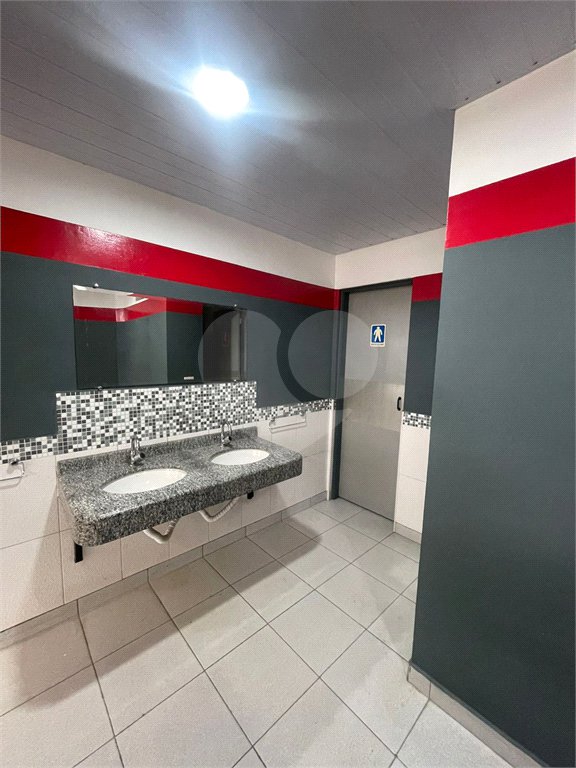 Sobrado à venda ou para alugar com 4 quartos, sendo 1 suíte,  em Tucuruvi, São Paulo, SP