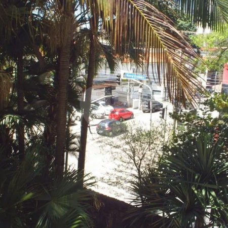 Apartamento á venda na Vila Olímpia de 156m² com 3 dormitórios, 1 suíte e 2 vagas.