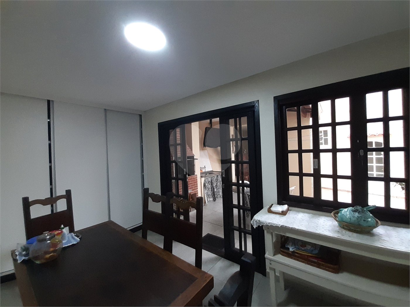 Vende-se: Sobrado de Vila, 2 quartos, Edícula com 1 Suíte, 1 Vaga, Santana!