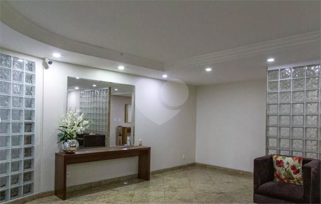 Oportunidade na Mooca! Apartamento com 3 Quartos, Suíte, Vaga e Lazer Total com 3 Dormitórios sendo 1 Suíte e 1 Vaga de Garagem