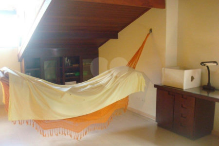 Casa à venda com 4 suítes em Jardim Franca, São Paulo, SP