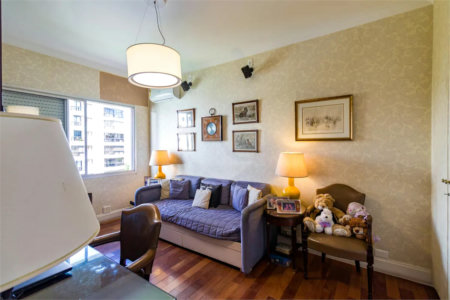 Apartamento à venda com 4 quartos, sendo 2 suítes, em Real Parque, São Paulo, SP