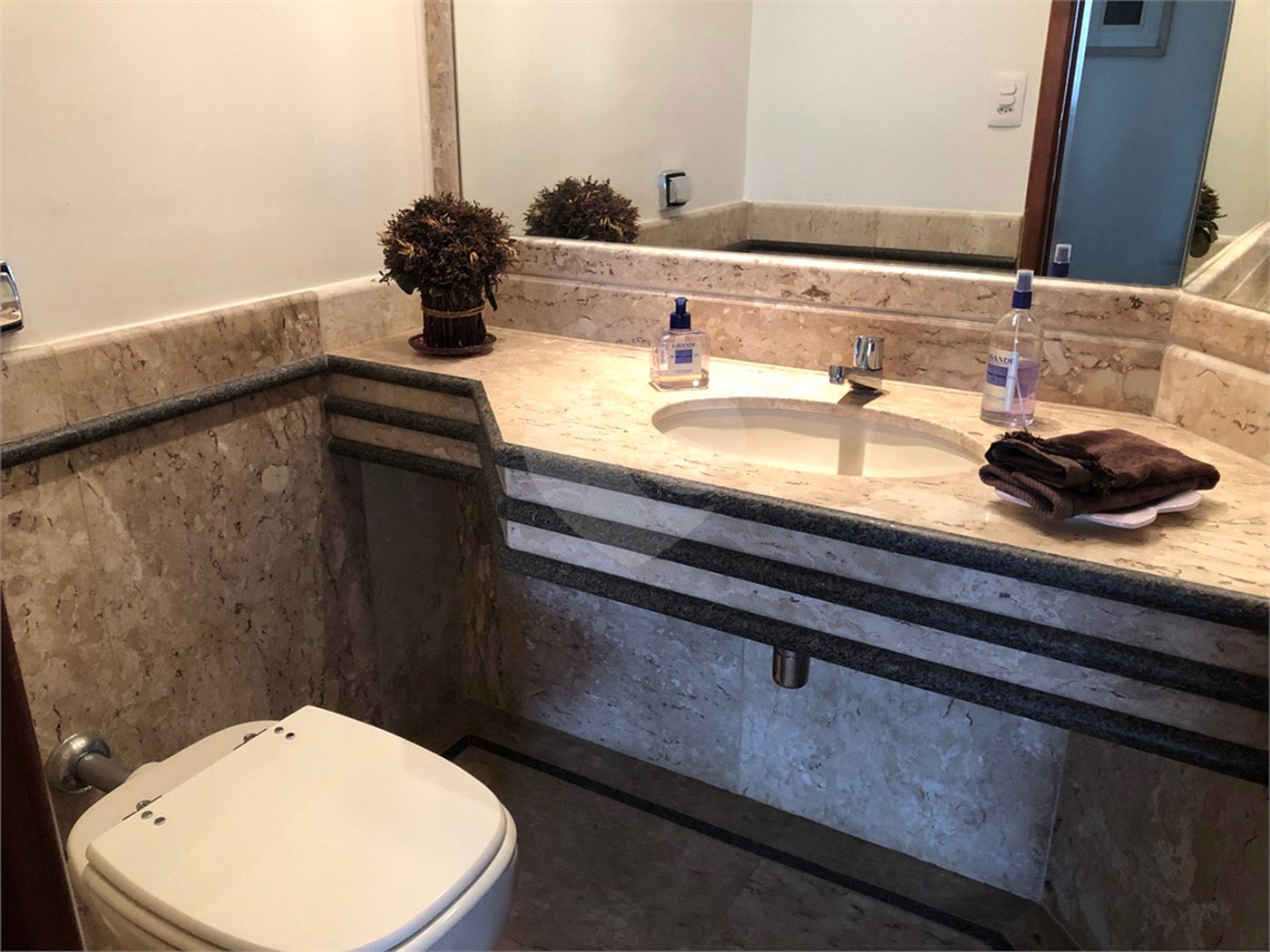 Apartamento à venda com 3 suítes em Vila Andrade, São Paulo, SP