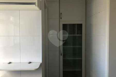 Apartamento à venda com 3 suítes em Vila Suzana, São Paulo, SP