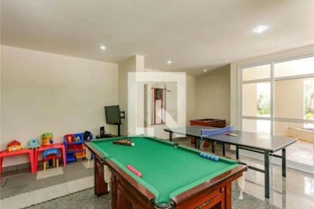 Apartamento à venda com 3 quartos, sendo 1 suíte, em Vila Mariana, São Paulo, SP