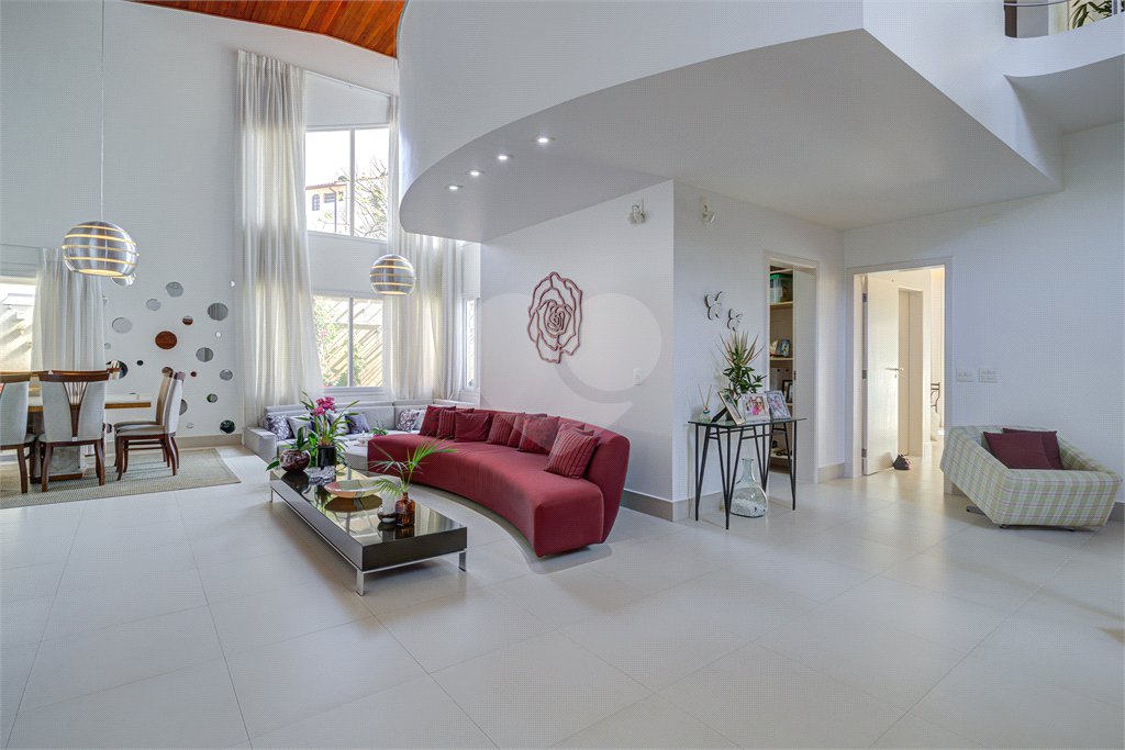 Casa de Vila à venda com 4 suítes em Jardim dos Estados, São Paulo, SP